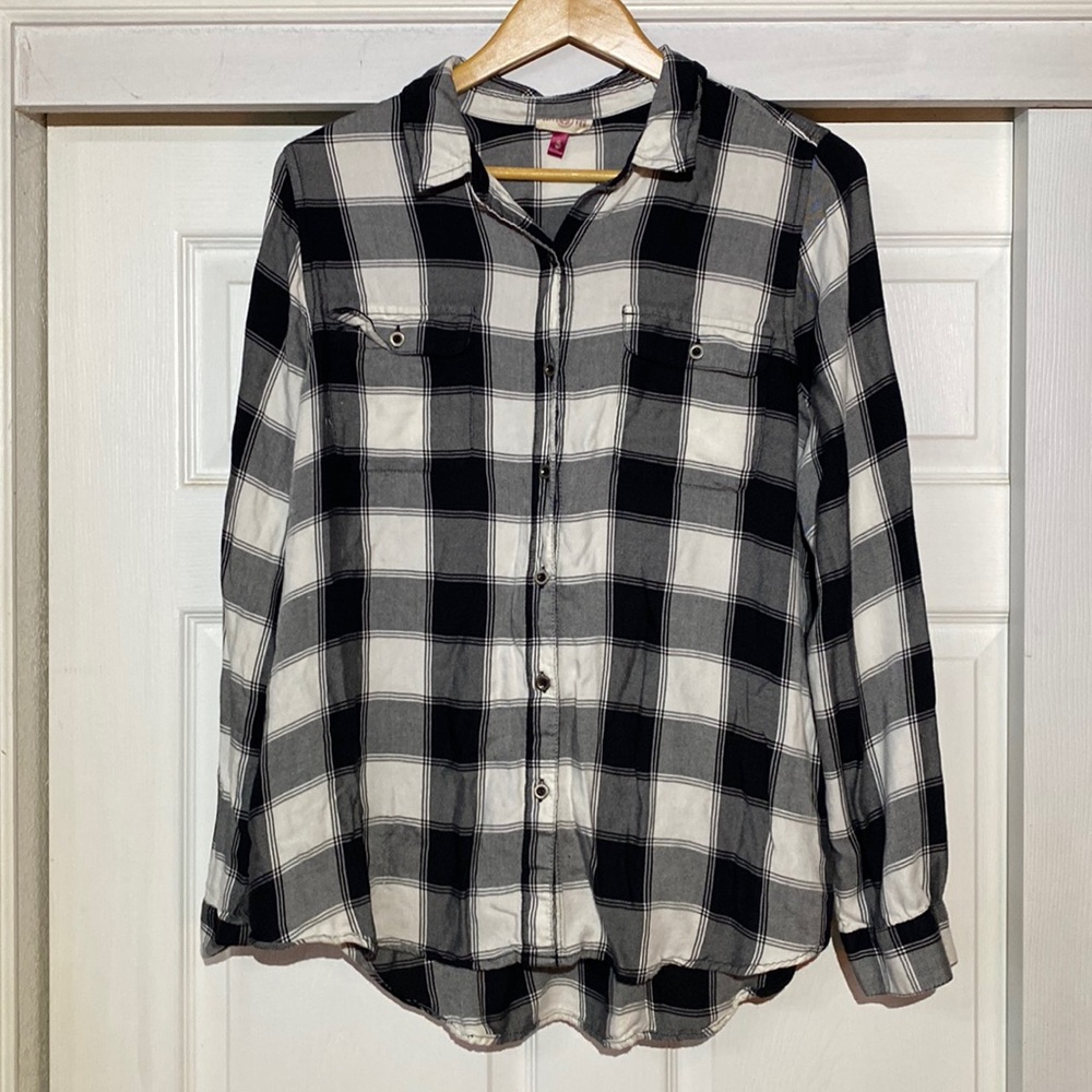 Black & White Plaid Top